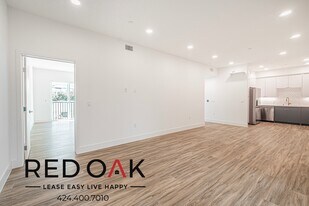 4000 Mont Clair St in Los Angeles, CA - Building Photo