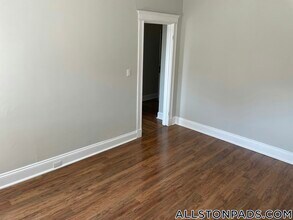 1197 Commonwealth Ave in Boston, MA - Building Photo - Building Photo