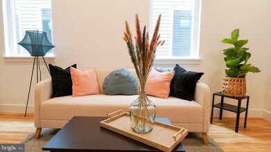 3847 N Broad St in Philadelphia, PA - Building Photo - Building Photo