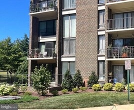 9900 Georgia Ave, Unit #315 Americana Finnmark in Silver Spring, MD - Building Photo - Building Photo