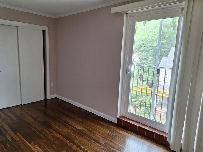 75 Garfield St in Cambridge, MA - Building Photo - Building Photo