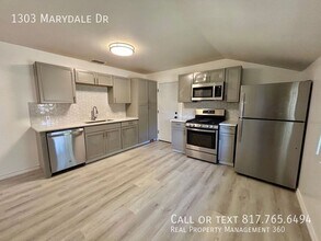 1303 Marydale Dr in Arlington, TX - Building Photo - Building Photo