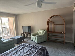 750 Burlington Ave N in St. Petersburg, FL - Building Photo - Building Photo