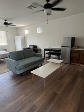 3963 Ash St in Lake Elsinore, CA - Building Photo - Building Photo