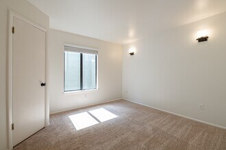 1487 Woodside Ave in Park City, UT - Building Photo - Building Photo
