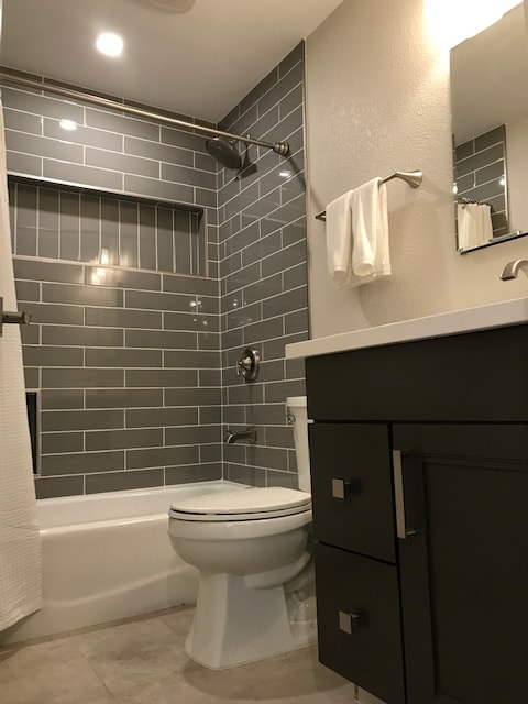 7430 E Chaparral Rd in Scottsdale, AZ - Building Photo - Building Photo