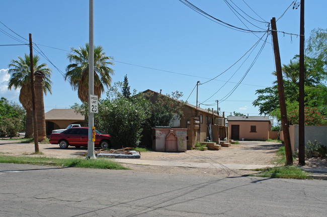 3757 S Clark Ave in Tucson, AZ - Building Photo - Building Photo