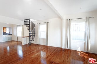 547 Brooks Ave in Los Angeles, CA - Building Photo - Building Photo