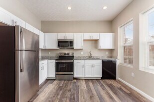 1363 Summit St in Columbus, OH - Building Photo