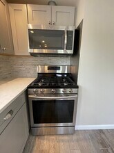14 Lawn Ave in Quincy, MA - Building Photo - Building Photo