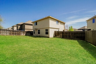 8731 Tesoro Hills in San Antonio, TX - Building Photo - Building Photo