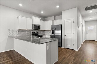 1218 LEXINGTON Dr, Unit A in Copperas Cove, TX - Building Photo - Building Photo