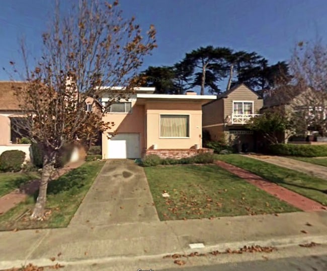 property at 114 Wilshire Ave