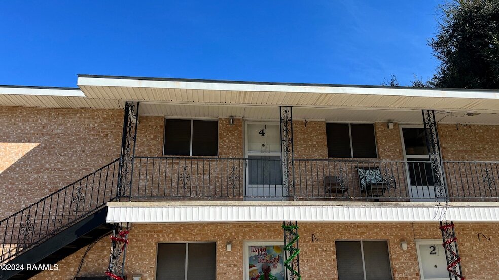 715 Harding St, Unit 4 in Lafayette, LA - Building Photo