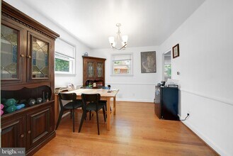 10502 Glenhaven Dr in Silver Spring, MD - Building Photo - Building Photo
