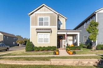 410 Prestige Ct in Pleasant View, TN - Building Photo - Building Photo