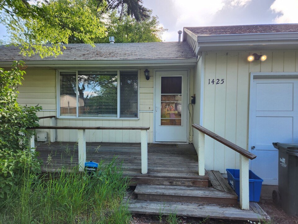 1425 McKinley St in Eugene, OR - Building Photo