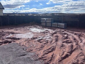 5291 W 2040 S in Hurricane, UT - Building Photo - Building Photo
