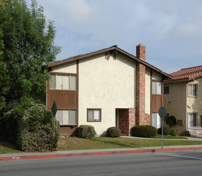 3661 Farquhar Ave in Los Alamitos, CA - Building Photo - Building Photo