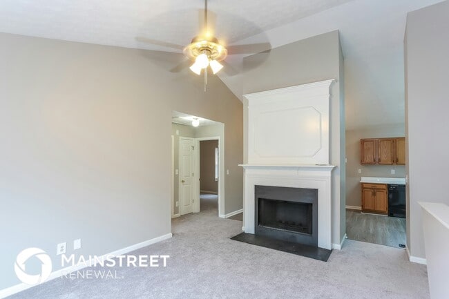 991 Alford Ct in Lithonia, GA - Foto de edificio - Building Photo