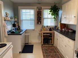 5000 Lyndale Ave S, Unit 2nd Floor in Minneapolis, MN - Building Photo