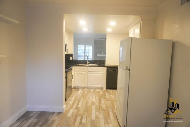 3605 Larchmont Square Ln in Sacramento, CA - Building Photo - Building Photo