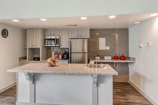 Creeks Edge Apartments