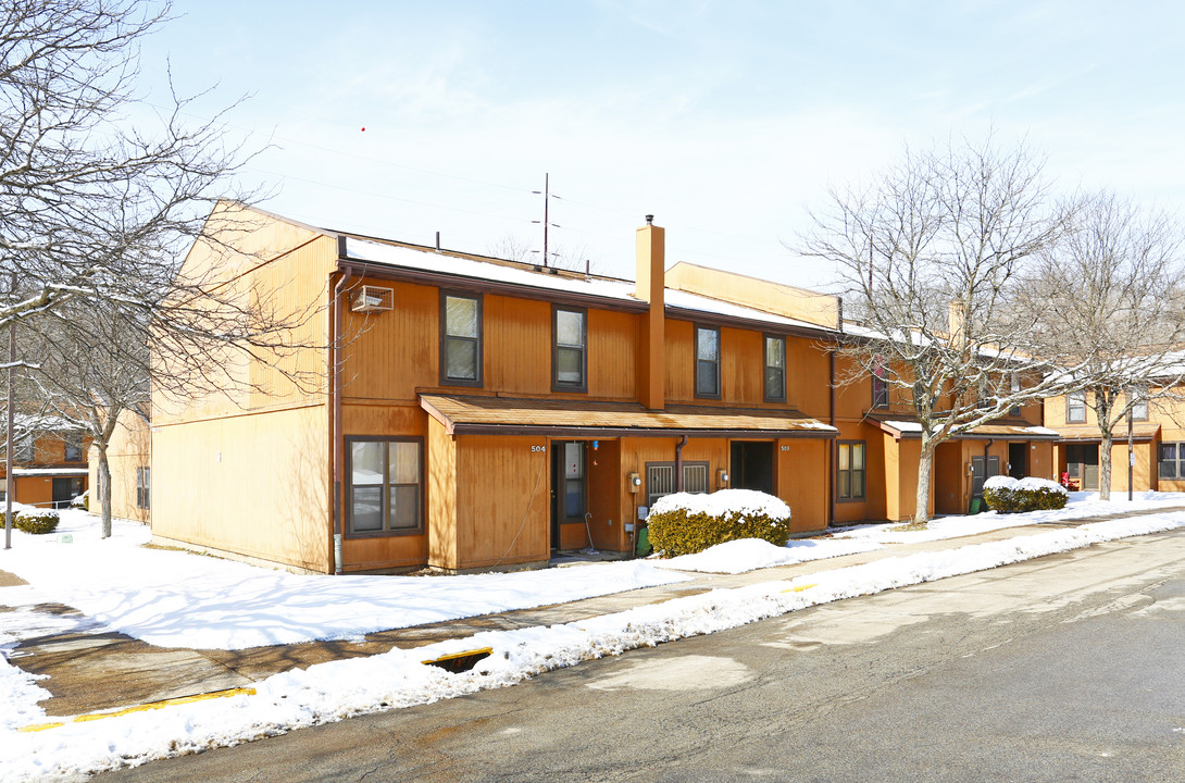 Hulton Arbors in Verona, PA - Building Photo