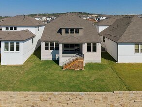 5332 Bella Fiori Vw in Leander, TX - Building Photo - Building Photo
