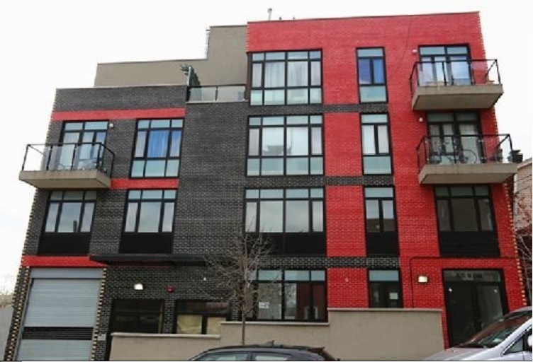8618 60th Rd, Unit 3D in Elmhurst, NY - Foto de edificio