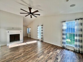 12318 Delcorte Ln in Pineville, NC - Building Photo - Building Photo