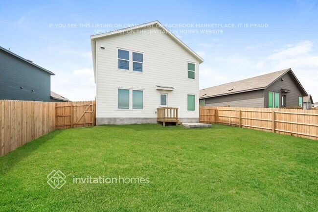 14315 Fulling Ml in San Antonio, TX - Building Photo - Building Photo