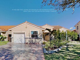 14731 SW 42nd Way in Miami, FL - Building Photo