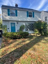 4057 Bushnell Rd in University Heights, OH - Building Photo