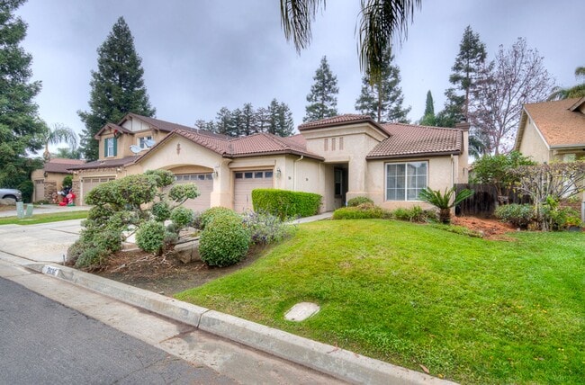 2636 E Houston Ave in Fresno, CA - Building Photo - Building Photo