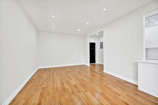 7101 Shore Rd in Brooklyn, NY - Building Photo - Building Photo