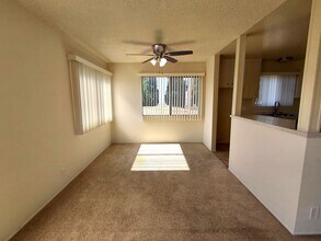 2615 Pasadena Ave in Long Beach, CA - Building Photo - Building Photo
