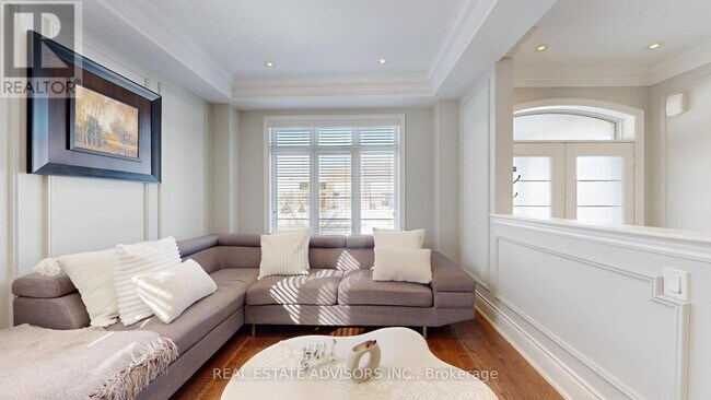 129 Squire Ellis Dr in Brampton, ON - Building Photo - Building Photo