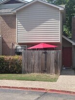 1904 Dartmouth St in College Station, TX - Building Photo