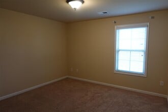 340 Aniken Cir in Boiling Springs, SC - Building Photo - Building Photo