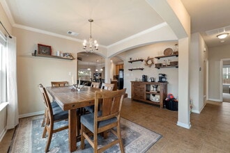 9002 Summit Lk in San Antonio, TX - Foto de edificio - Building Photo