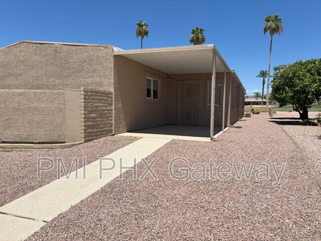 2129 N Rosburg Dr in Mesa, AZ - Building Photo - Building Photo