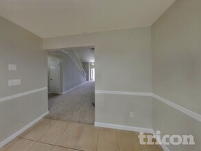4551 Derby Loop, Unit 2 in Fairburn, GA - Foto de edificio - Building Photo