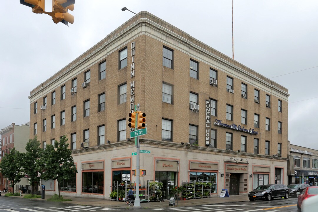 3520 Broadway in Long Island City, NY - Building Photo