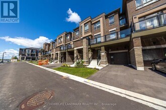 70 Riley Reed Ln in Richmond Hill, ON - Building Photo - Building Photo
