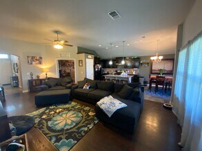 1209 SW 159th Terrace in Oklahoma City, OK - Building Photo - Building Photo