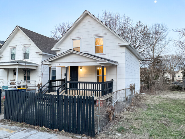 3429 Park Ave in Kansas City, MO - Foto de edificio - Building Photo