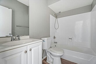 2814 E Marconi Ave in Phoenix, AZ - Building Photo - Building Photo