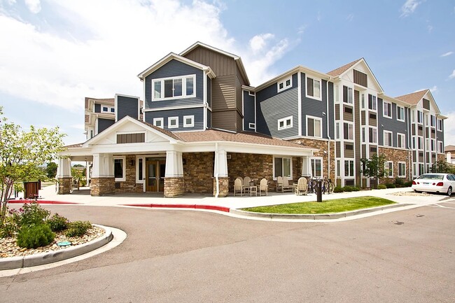 The Hearthstone at Hover Crossing in Longmont, CO - Building Photo - Building Photo