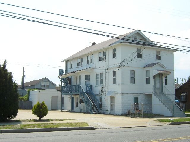 302 N Dorset Ave in Ventnor, NJ - Foto de edificio